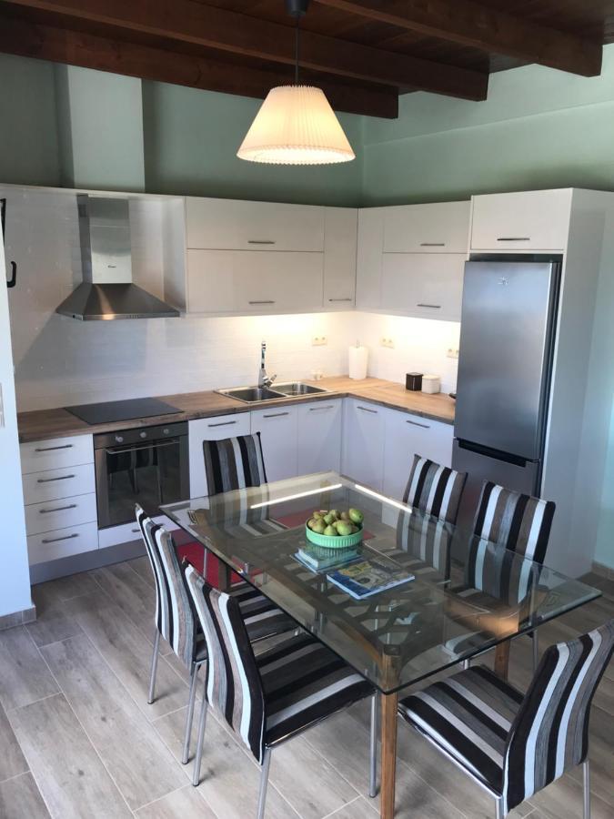 Mitato Open View Villa Kharkia ภายนอก รูปภาพ