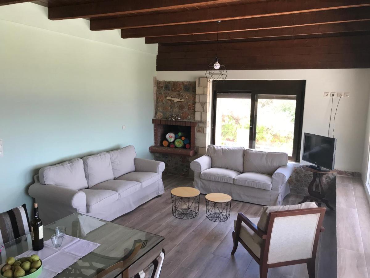 Mitato Open View Villa Kharkia ภายนอก รูปภาพ