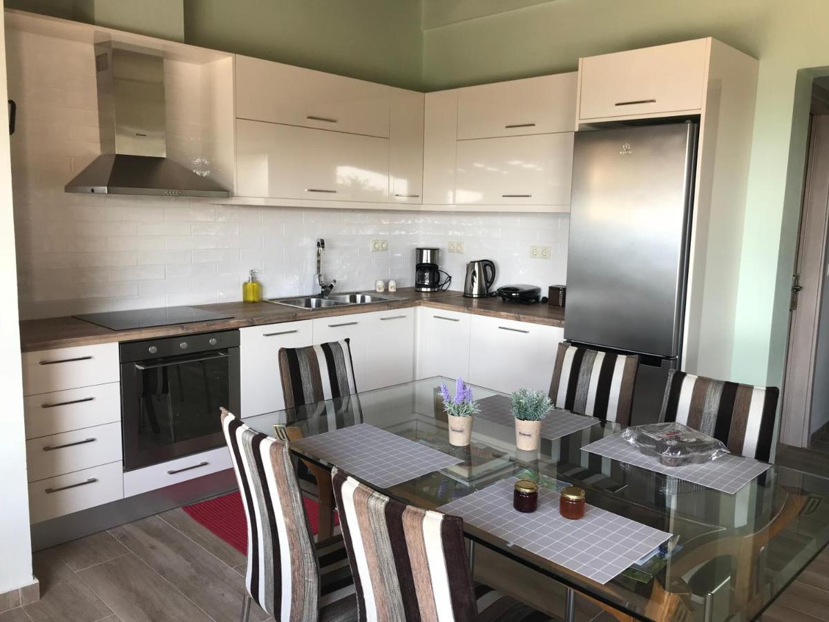 Mitato Open View Villa Kharkia ภายนอก รูปภาพ