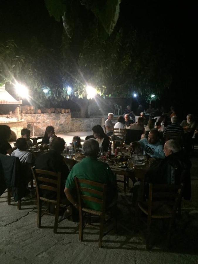 Mitato Open View Villa Kharkia ภายนอก รูปภาพ